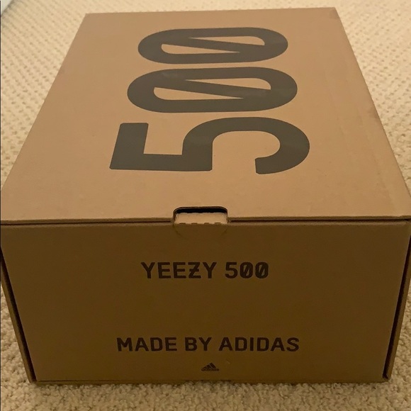 YEEZY 500 - BLACK US SIZE 6 NEW - Picture 2 of 8